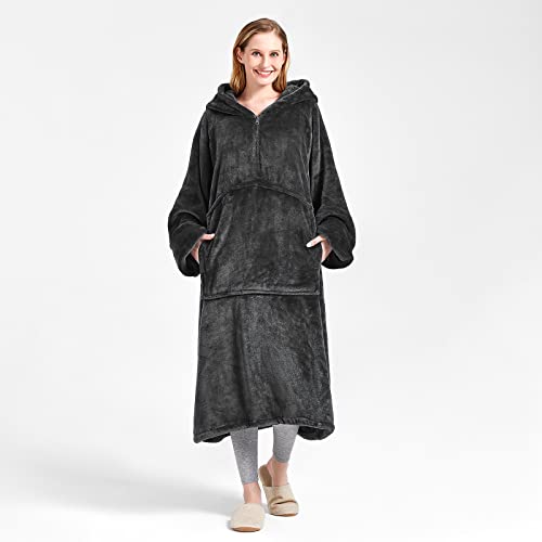CASOFU Decke mit Ärmeln und Kapuze Hoodie Decke Damen Herren XXL Kuscheldecke mit Ärmeln Lang Deckenpullover zum Anziehen Erwachsene Tragbare Decke Dunkelgrau Wearable Blanket mit Tasche Reissverscluß