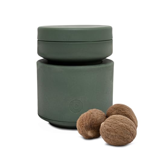 Crushgrind Billund Muskatmühle mit Keramikmahlwerk | Muskatnuss Mühle mit verstellbarem Mahlgrad für Muskatnüsse | Gewürzmühle aus hochwertigen, nachhaltigen Materialien (Grün)