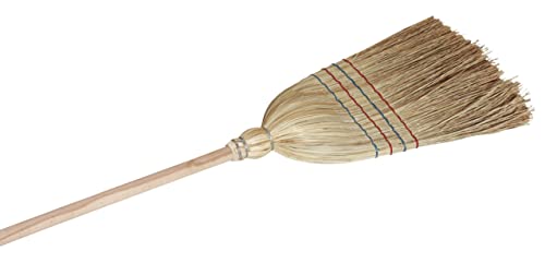 KERBL Reisstrohbesen (mit lackiertem Holzstiel, verstärkt mit vier Nähten, Besen für Hof + Stall, Reisigbesen) 29489