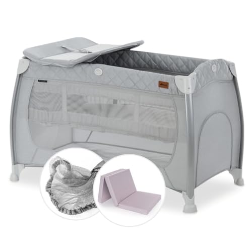 Hauck Baby Reisebett Play n Relax Center Set mit Komfort Matratze und Insektenschutz - Babyreisebett mit Neugeborenen Einsatz, Wickelauflage und Tasche (höhenverstellbar & faltbar) - Quilted Grau