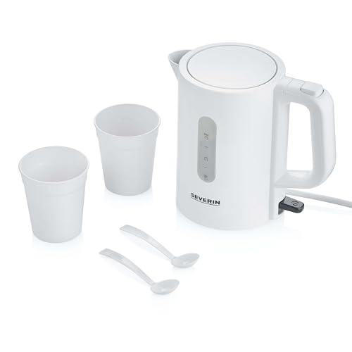 SEVERIN Reise-Wasserkocher-Set, Reisewasserkocher für 0,5 l mit umschaltbarer Spannung (115/230 V), elektrischer Wasserkocher mit 2 Kunststofftassen und 2 Löffeln, weiß, WK 3462