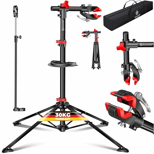 KESSER® Fahrradmontageständer Profi Reparaturständer Fahrradständer + Tasche Fahrradreparaturständer bis 30 kg Fahrrad Montageständer inkl. Werkzeugschale + Magnetfach, drehbar Mountainbike, Rot