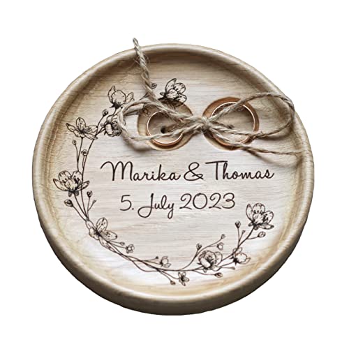 Ringkissen, Ringschale Hochzeit Holz gravierten Namen und Datum,16 Blumenkranzrahmen (Sakura, Lotus, Lavendel, Rose, Lilie, Kamelie, Edelweiß, Bella, Vergissmeinnicht, Babyatem etc.) 8 Schriftarten.