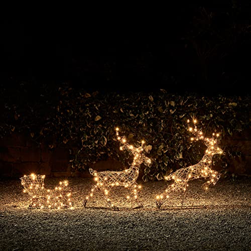 Lights4fun 240er Studley Rattan LED Rentier mit Schlitten Figur Timer Weihnachtsbeleuchtung für außen und innen Weihnachtsfigur Weihnachtseko außen Weihnachtsbeleuchtung außen strombetrieben
