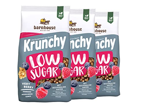 Barnhouse Krunchy Low Sugar Very Berry, zuckerarmes Bio Hafer-Knuspermüsli aus Bayern, mit Himbeeren, Heidelbeeren und Tonka, 3 x 375g