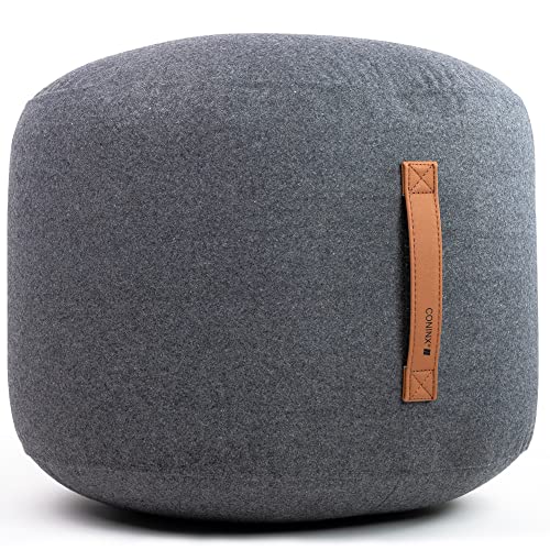 Coninx Pouf Hocker in Anthrazit - 50 cm x 40 cm Woll Pouf grau - Bequemer Sitzhocker oder Fußhocker, Sitzpouf - Vielseitiger Sitzsack Erwachsene und Kinder - Sitzkissen Boden - Bodenkissen aus Wolle