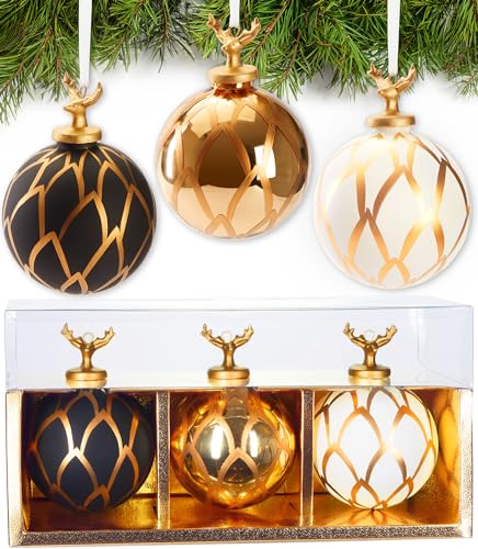 BRUBAKER 3er Set Weihnachtskugeln aus Glas - Gold Set mit Hirschkopf Figuren aus Porzellan - Premium Baumkugeln mit Blatt Design - Handbemalte Weihnachtsdekoration - 8 cm Christbaumkugeln