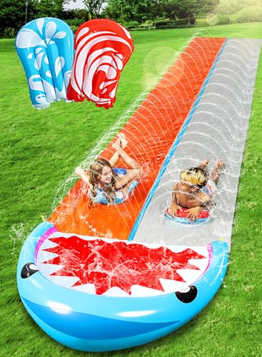 Sloosh 685.8cm Rutsche 2 Personen Deluxe Wasserrutschen mit 2 Boogie Boards Hinterhof Outdoor Wasserrutsche 2 Schiebe-Rennbahnen mit Sprinklern Sommer Spielzeug